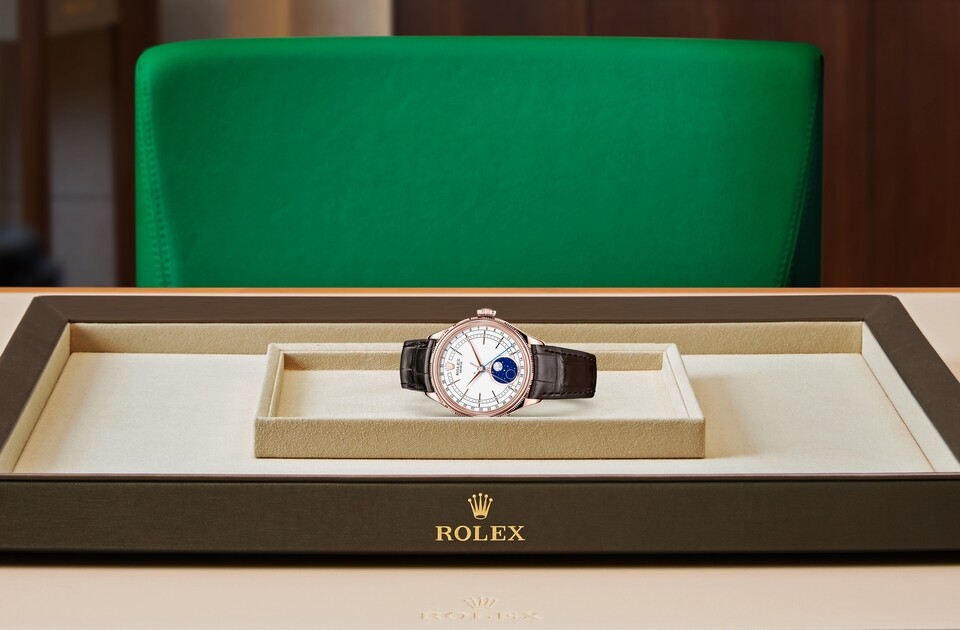 Rolex Cellini Moonphase in Gold M50535-0002