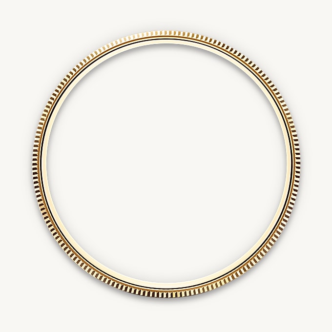 Bombierte und geriffelte Lünette