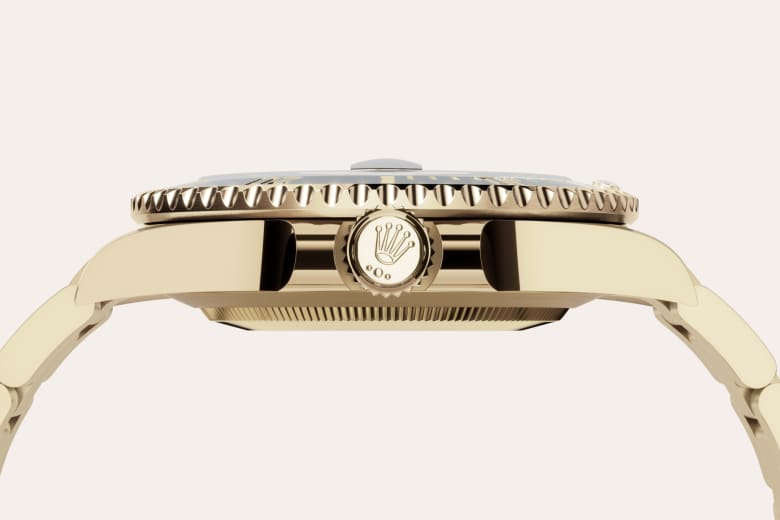 Rolex Submariner Date 18 Karat Gelbgold
